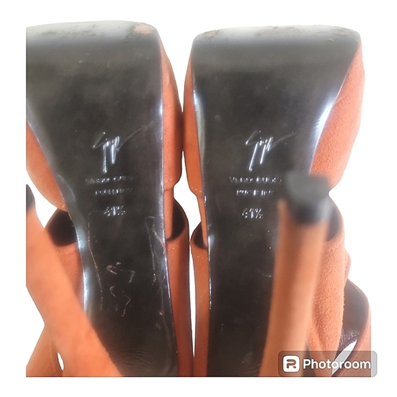 Giuseppe Zanotti Suede Heels - Picture 10 of 14